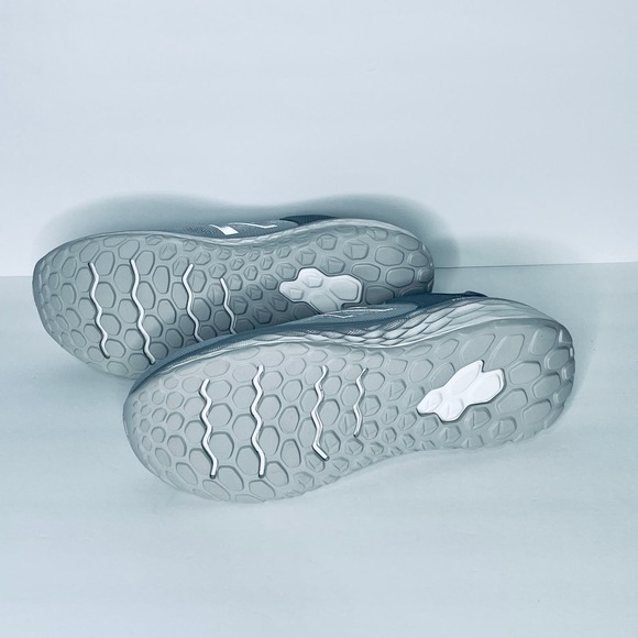 New Balance Gray Fresh Foam More V2 Running Shoe New 12 1/2 - Picture 6 of 6